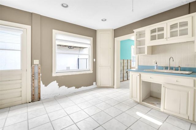 402 ORCHID LANE LANE, Palm Harbor, FL 34683