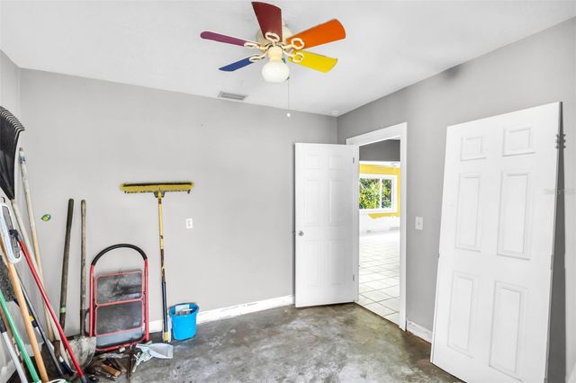 402 ORCHID LANE LANE, Palm Harbor, FL 34683