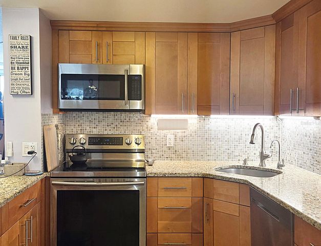 7100 SUNSHINE SKYWAY LANE S 503, St Petersburg, FL 33711