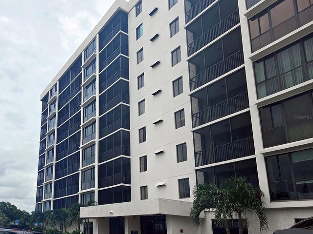 7100 SUNSHINE SKYWAY LANE S 503, St Petersburg, FL 33711