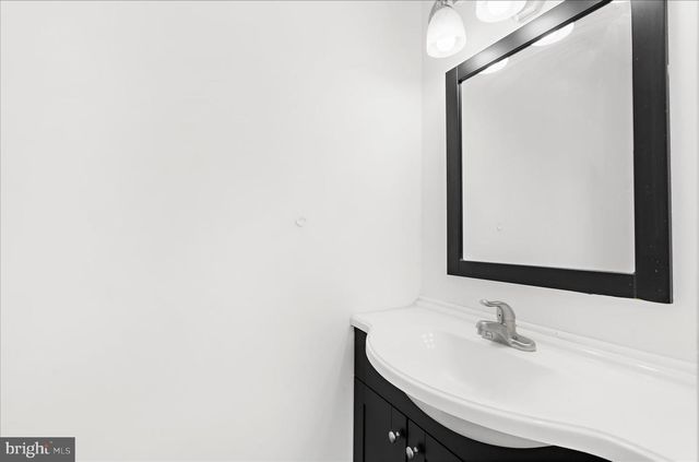 5600 CLIFF SIDE CT, Baltimore, MD 21225