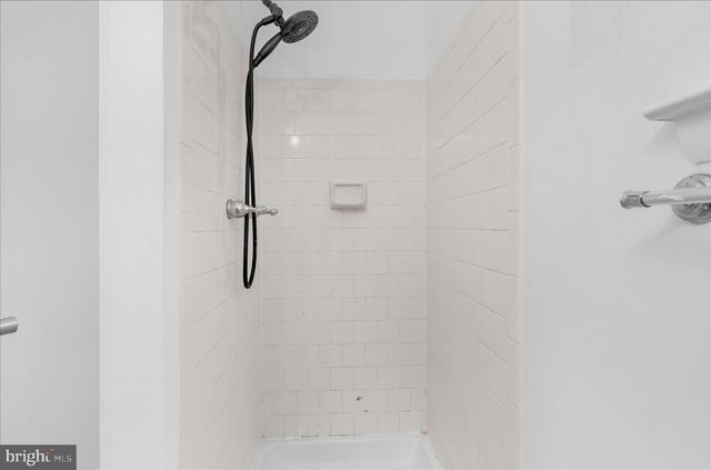 5600 CLIFF SIDE CT, Baltimore, MD 21225