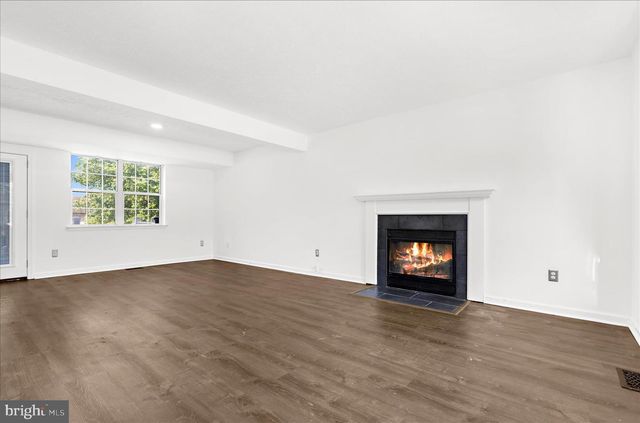 5600 CLIFF SIDE CT, Baltimore, MD 21225