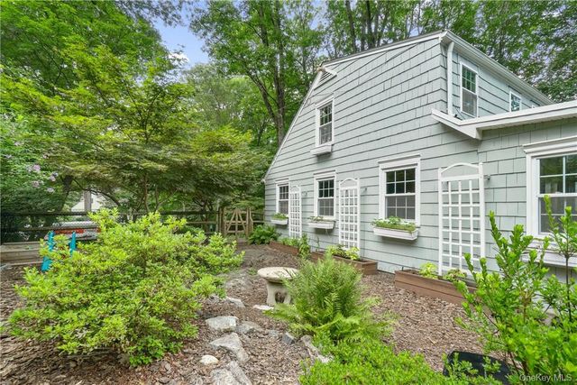 64 Pine Cliff Road, Chappaqua, NY 10514