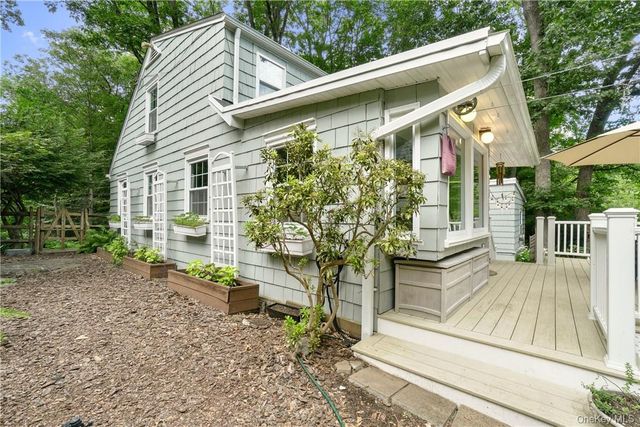64 Pine Cliff Road, Chappaqua, NY 10514