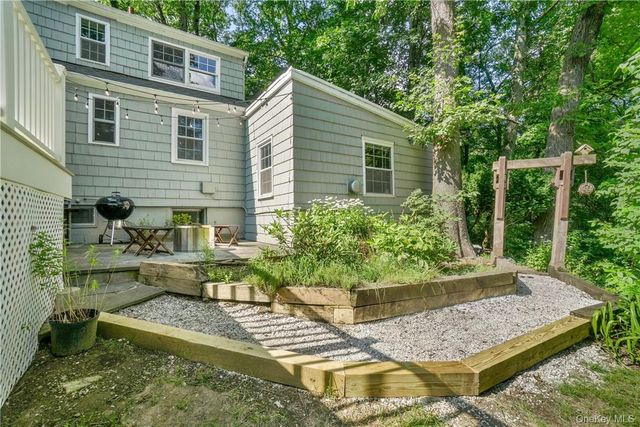 64 Pine Cliff Road, Chappaqua, NY 10514