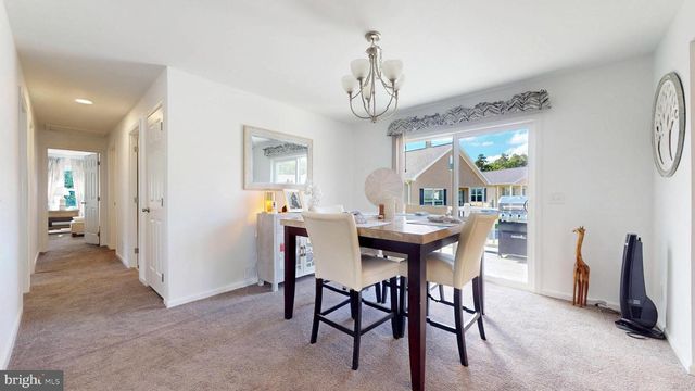 5 REDWOOD CT, Mays Landing, NJ 08330