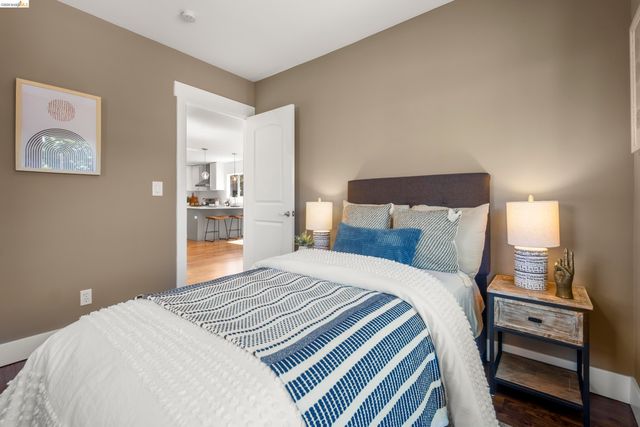 3920 Edgemoor Pl, Oakland, CA 94605