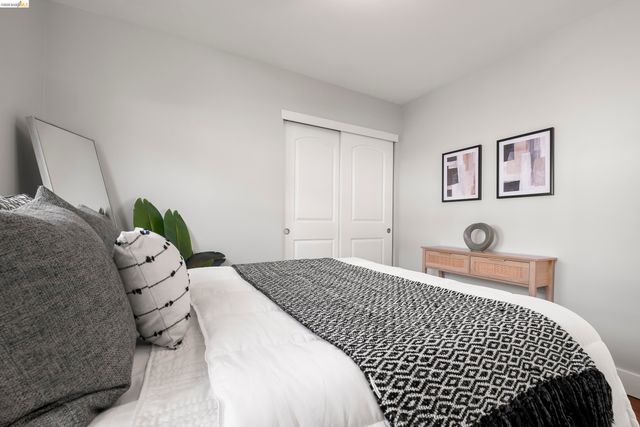 3920 Edgemoor Pl, Oakland, CA 94605