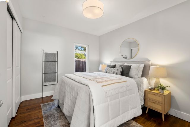 3920 Edgemoor Pl, Oakland, CA 94605