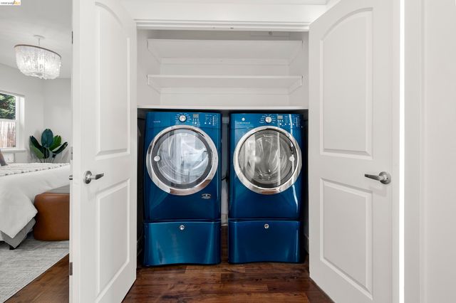 3920 Edgemoor Pl, Oakland, CA 94605