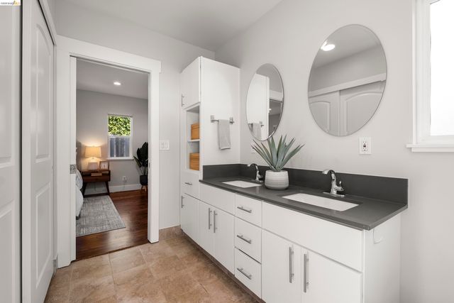 3920 Edgemoor Pl, Oakland, CA 94605