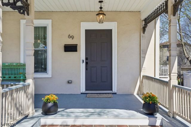 69 Myrtle St, Bloomfield Twp., NJ 07003