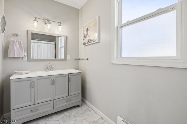 69 Myrtle St, Bloomfield Twp., NJ 07003