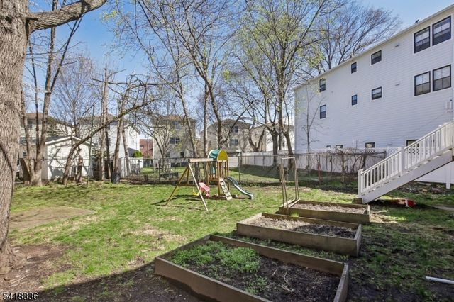 69 Myrtle St, Bloomfield Twp., NJ 07003