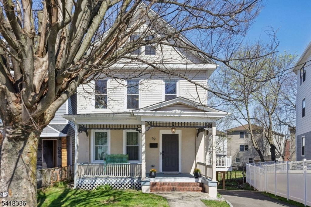 69 Myrtle St, Bloomfield Twp., NJ 07003