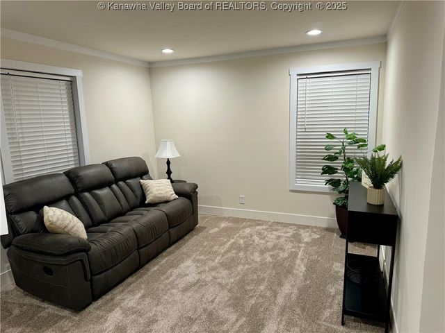 401 Ohio Avenue, Charleston, WV 25302