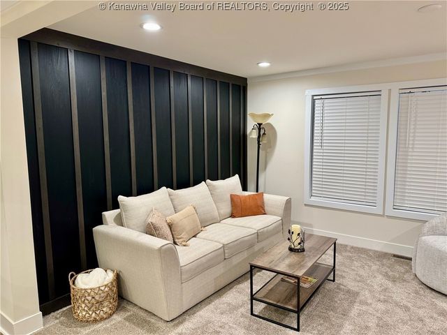 401 Ohio Avenue, Charleston, WV 25302