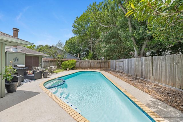 2006 Musket Ridge Drive, Richmond, TX 77406