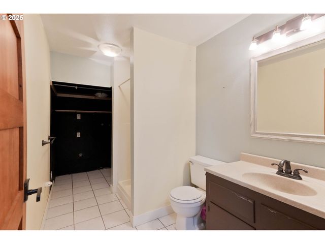 7184 BATTLE CREEK Rd Se, Salem, OR 97317