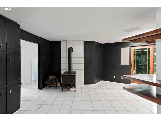 7184 BATTLE CREEK Rd Se, Salem, OR 97317