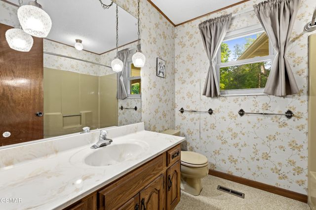 1181 Pine Mountain Road, Sevierville, TN 37862