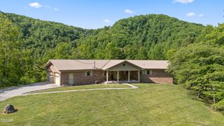 1181 Pine Mountain Road, Sevierville, TN 37862