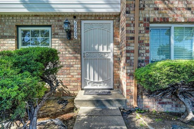 6695 Greenback Ln, Citrus Heights, CA 95621
