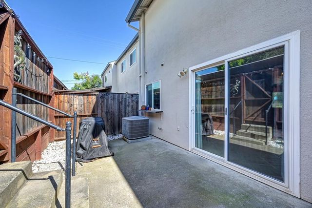6695 Greenback Ln, Citrus Heights, CA 95621