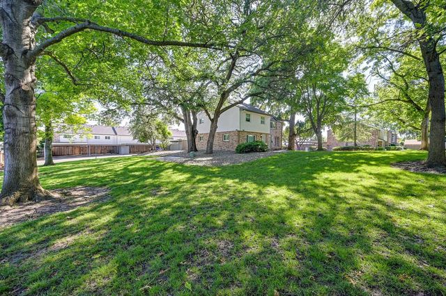 6695 Greenback Ln, Citrus Heights, CA 95621