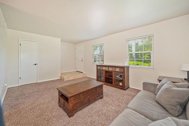 6695 Greenback Ln, Citrus Heights, CA 95621