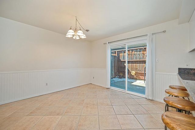6695 Greenback Ln, Citrus Heights, CA 95621