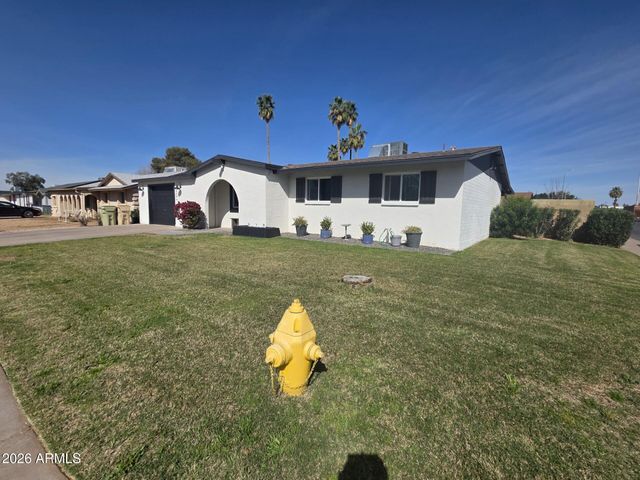 6904 W Rancho Drive, Glendale, AZ 85303