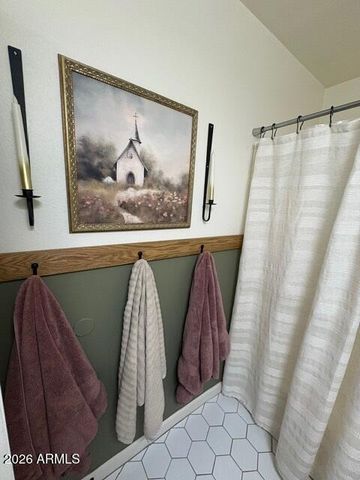 6904 W Rancho Drive, Glendale, AZ 85303