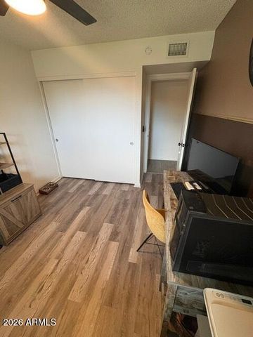 6904 W Rancho Drive, Glendale, AZ 85303