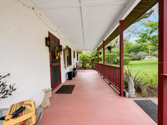 1724 SE 164TH CIRCLE, Ocklawaha, FL 32179