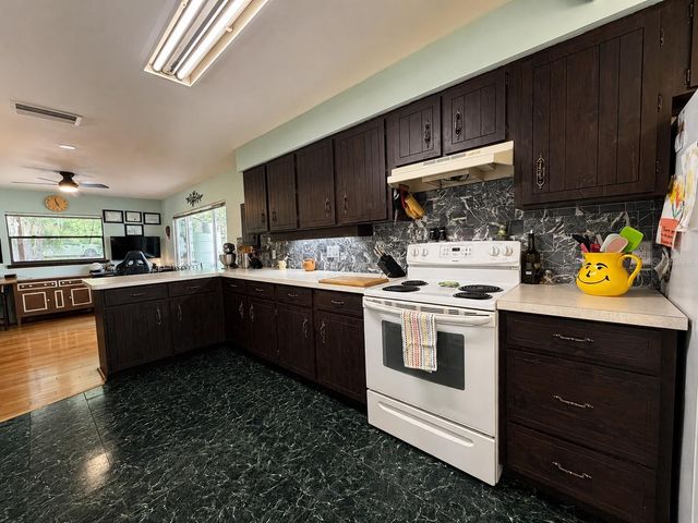 1724 SE 164TH CIRCLE, Ocklawaha, FL 32179