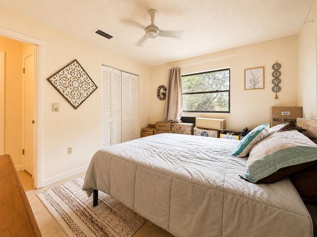1724 SE 164TH CIRCLE, Ocklawaha, FL 32179