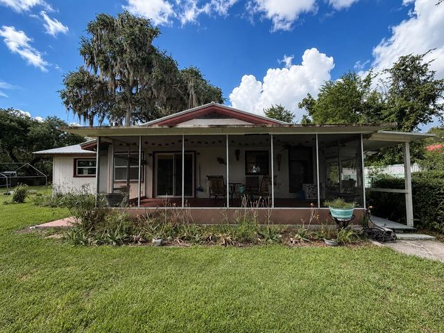 1724 SE 164TH CIRCLE, Ocklawaha, FL 32179