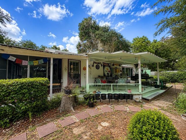 1724 SE 164TH CIRCLE, Ocklawaha, FL 32179