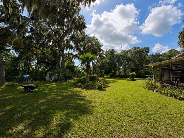 1724 SE 164TH CIRCLE, Ocklawaha, FL 32179