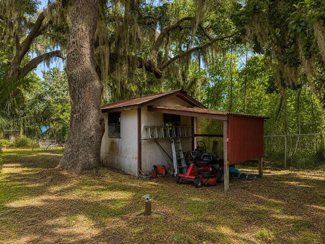 1724 SE 164TH CIRCLE, Ocklawaha, FL 32179