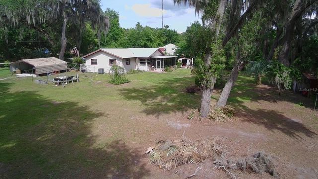 1724 SE 164TH CIRCLE, Ocklawaha, FL 32179
