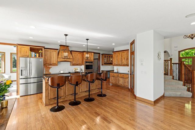 3910 Linden Place, Medina, MN 55340