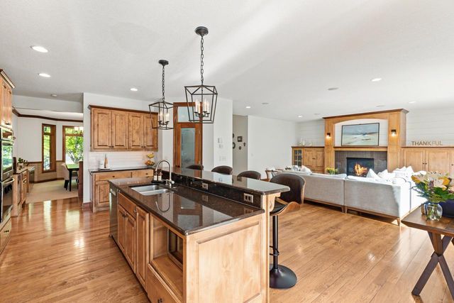 3910 Linden Place, Medina, MN 55340
