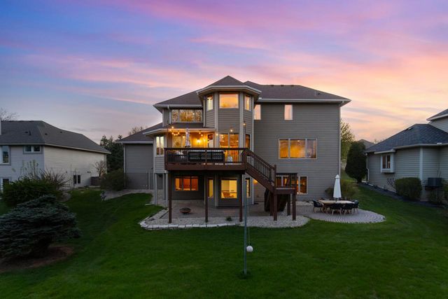 3910 Linden Place, Medina, MN 55340