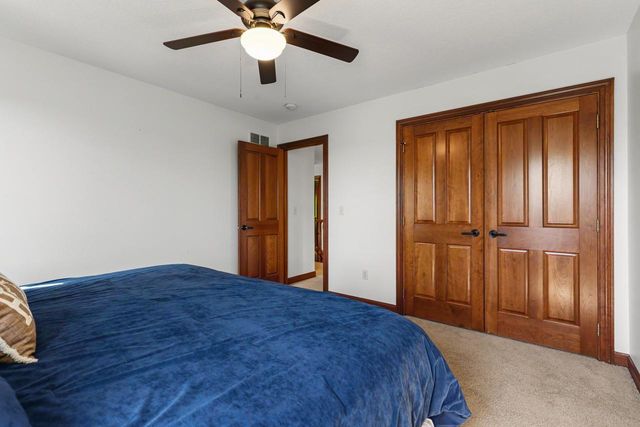 3910 Linden Place, Medina, MN 55340