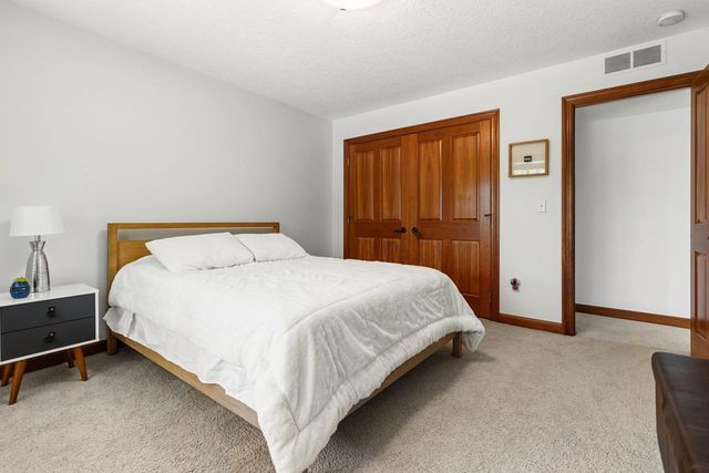 3910 Linden Place, Medina, MN 55340