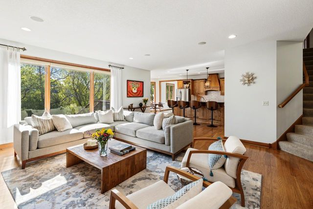 3910 Linden Place, Medina, MN 55340
