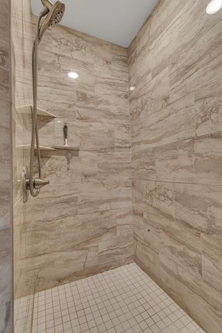 213 34th Avenue N, Saint Cloud, MN 56303